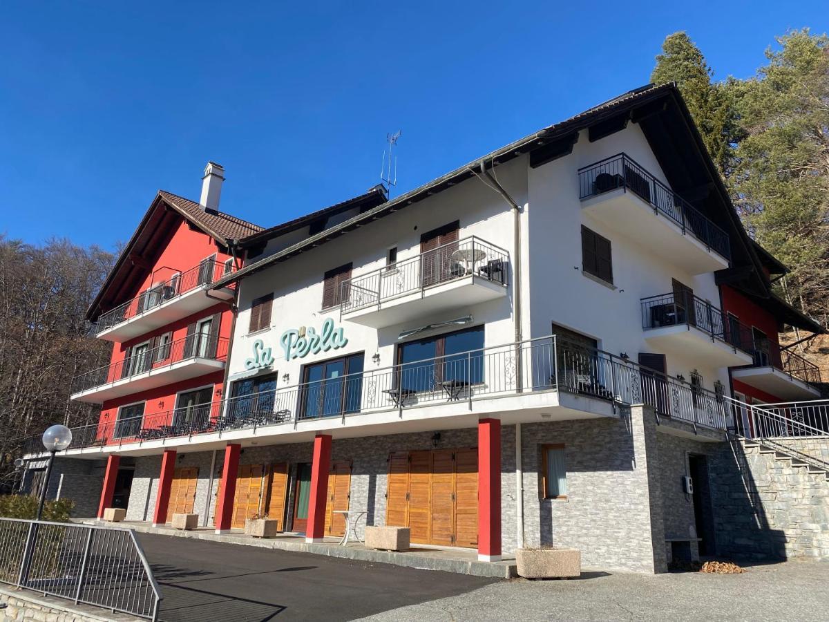 Albergo La Perla Craveggia ภายนอก รูปภาพ