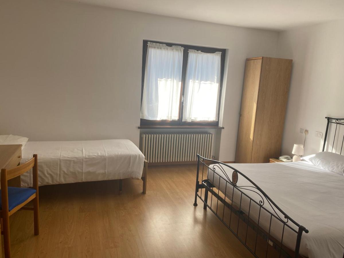 Albergo La Perla Craveggia ภายนอก รูปภาพ