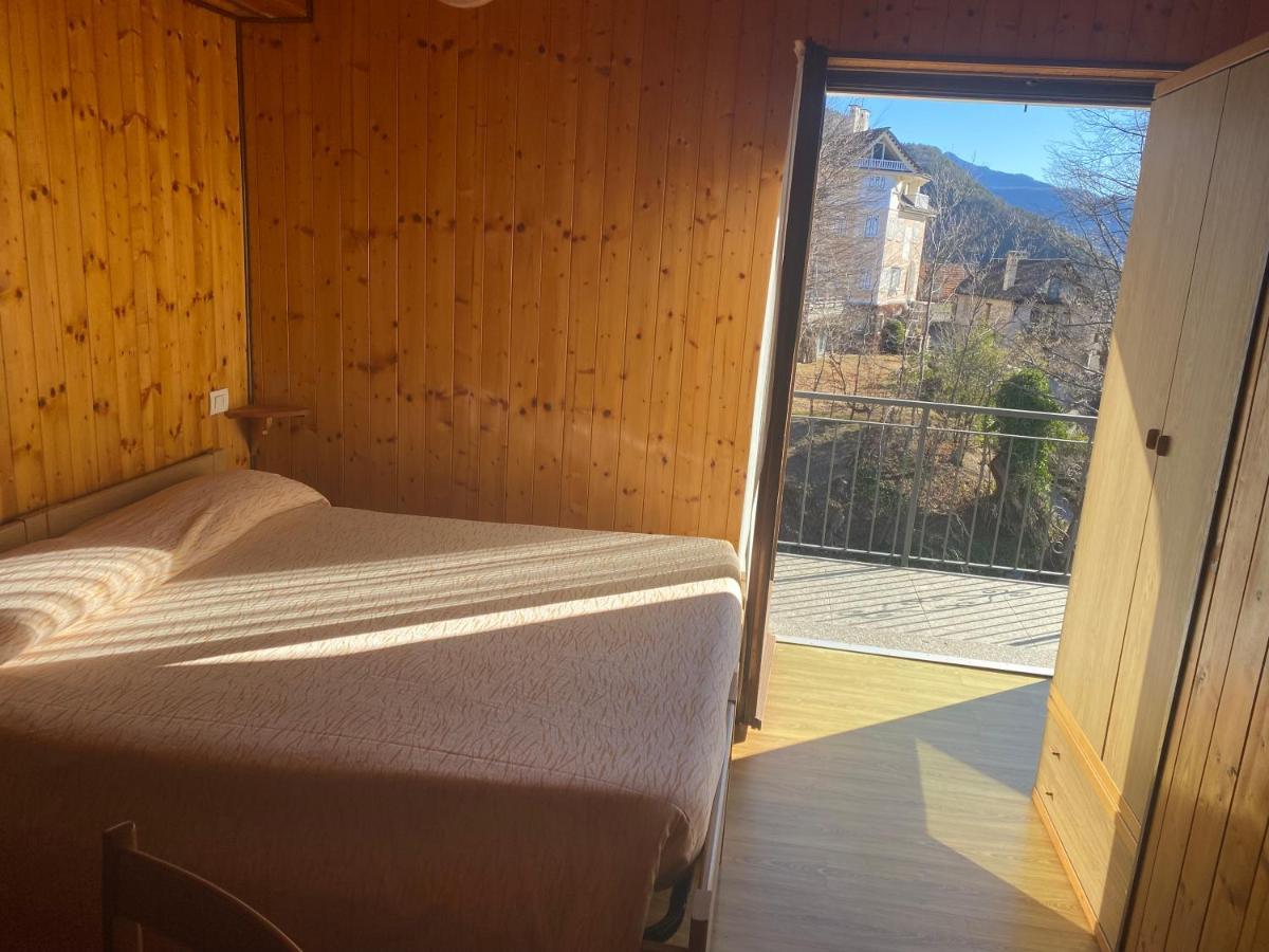 Albergo La Perla Craveggia ภายนอก รูปภาพ
