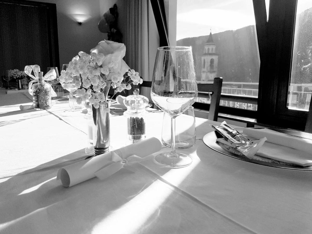Albergo La Perla Craveggia ภายนอก รูปภาพ