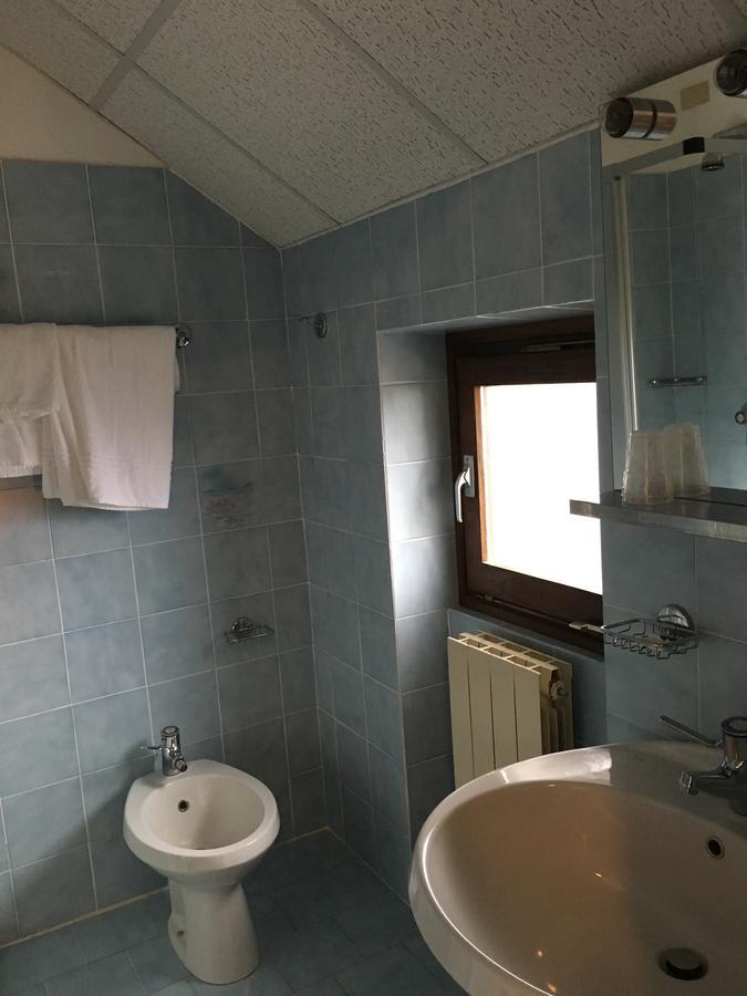 Albergo La Perla Craveggia ภายนอก รูปภาพ