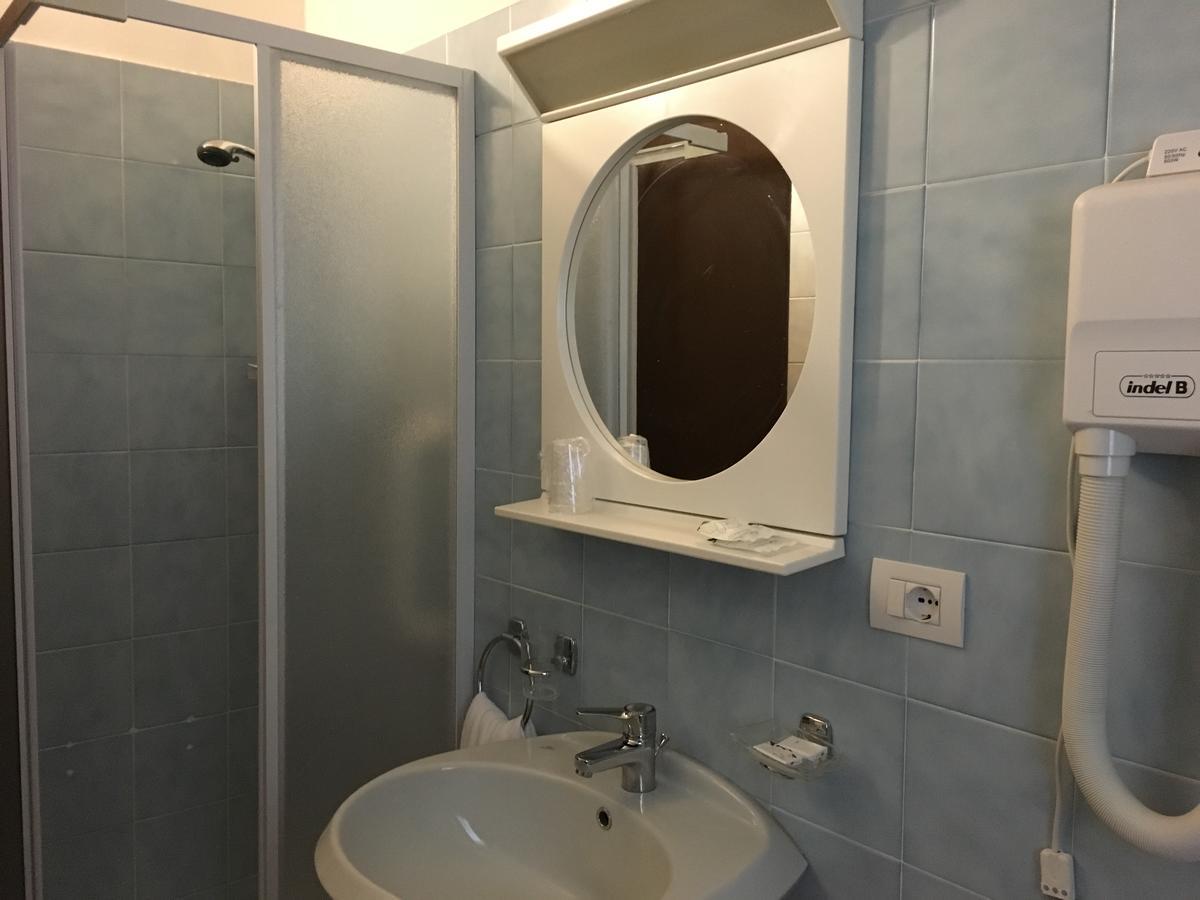 Albergo La Perla Craveggia ภายนอก รูปภาพ